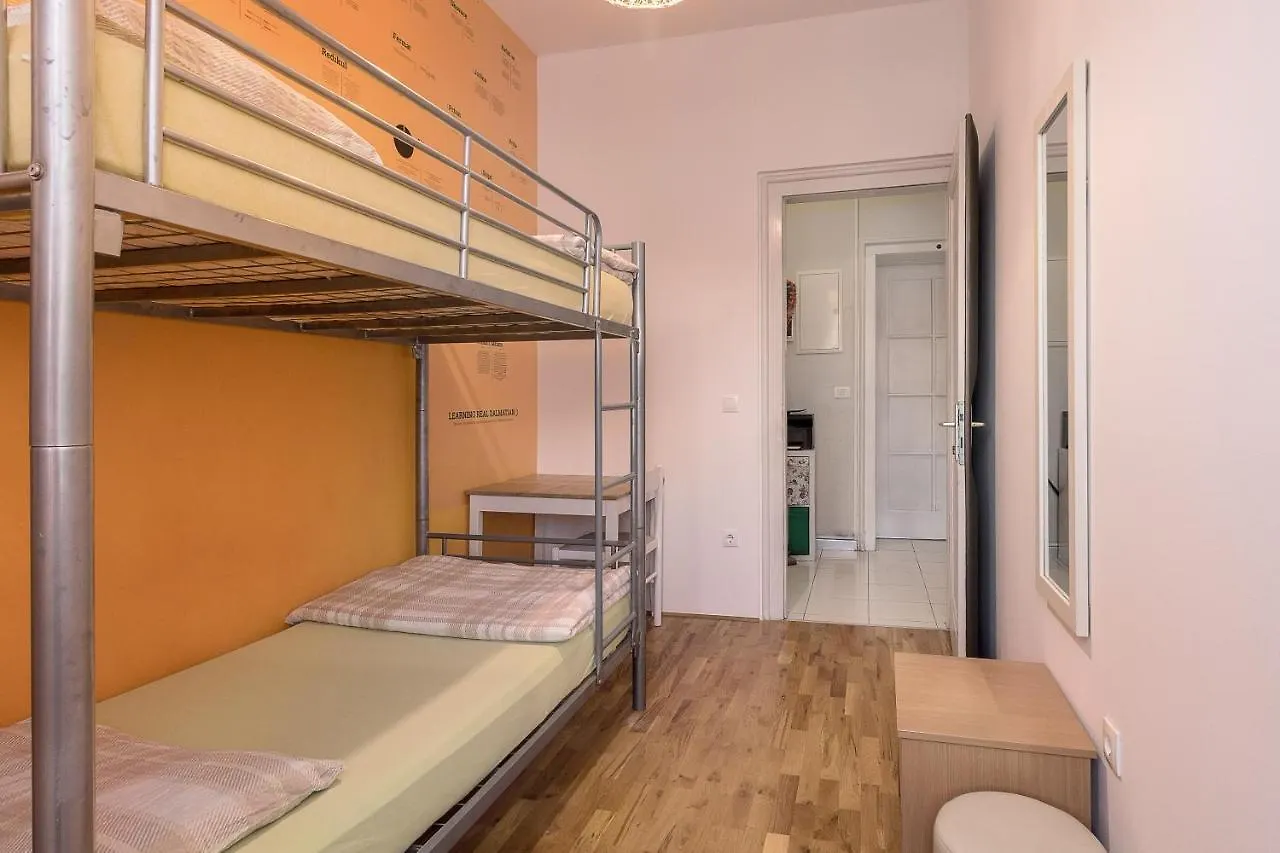 Hostel Split Backpackers